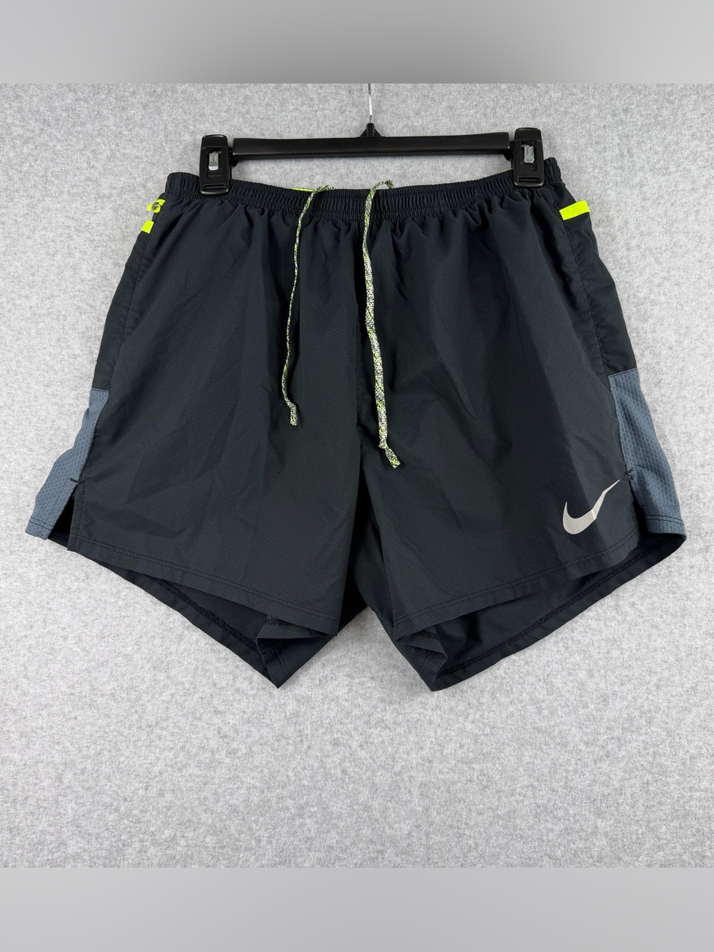 Nike Dri-FIT Running Shorts  Black/Gray/Green Men’s Size Large